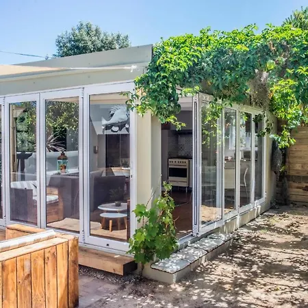 Modern Spacious Cottage With Hot Tub, Flora Studio Hermanus Exterior foto