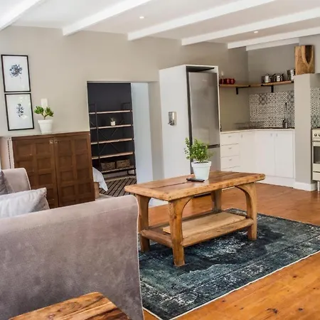 Modern Spacious Cottage With Hot Tub, Flora Studio Hermanus Exterior foto