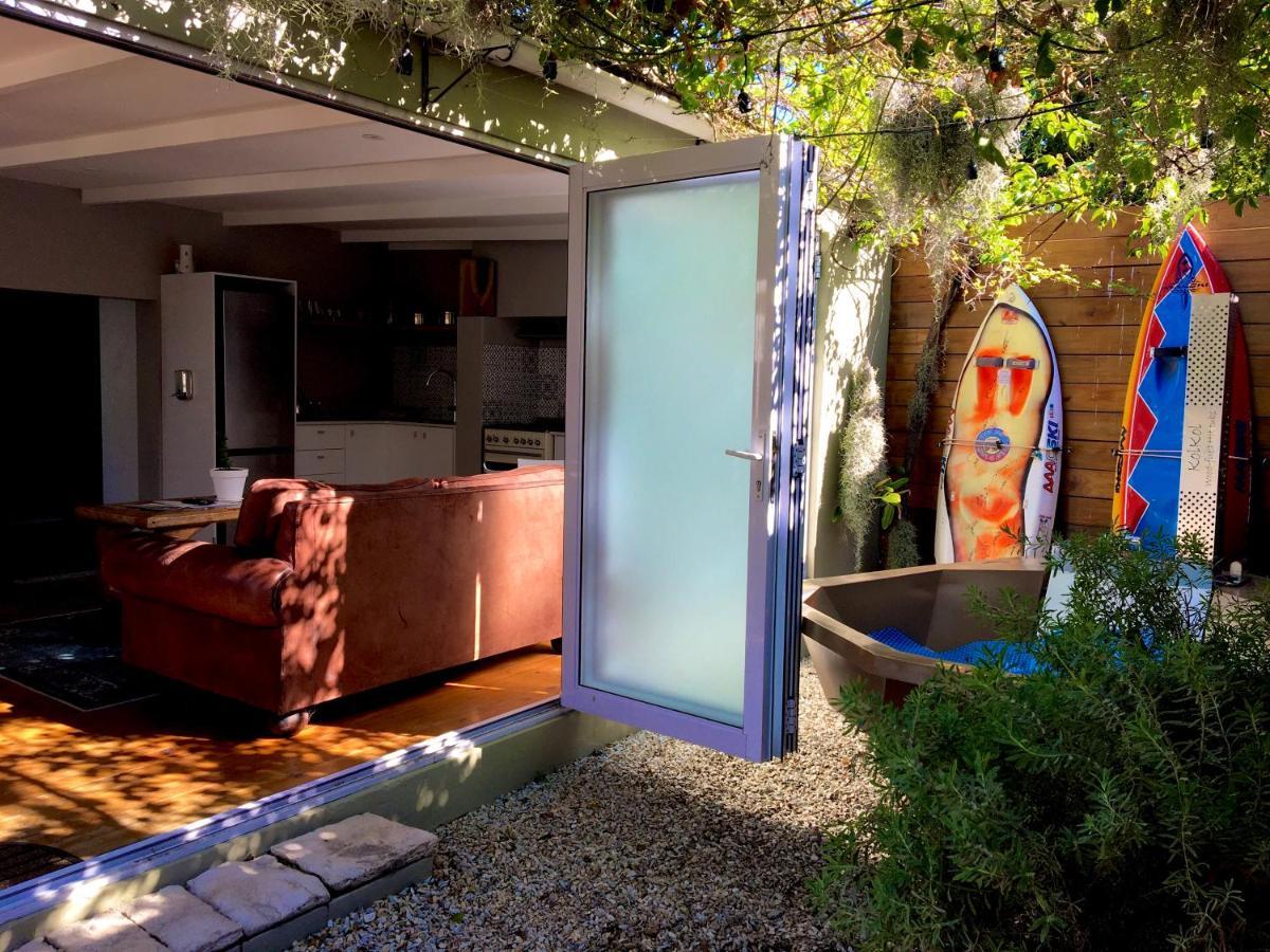Appartement Modern Spacious With Hot Tub, Flora *